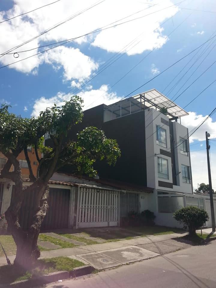 A Bogota On Holidays By Open - Hotel Cas-Embajada Americana Exterior foto